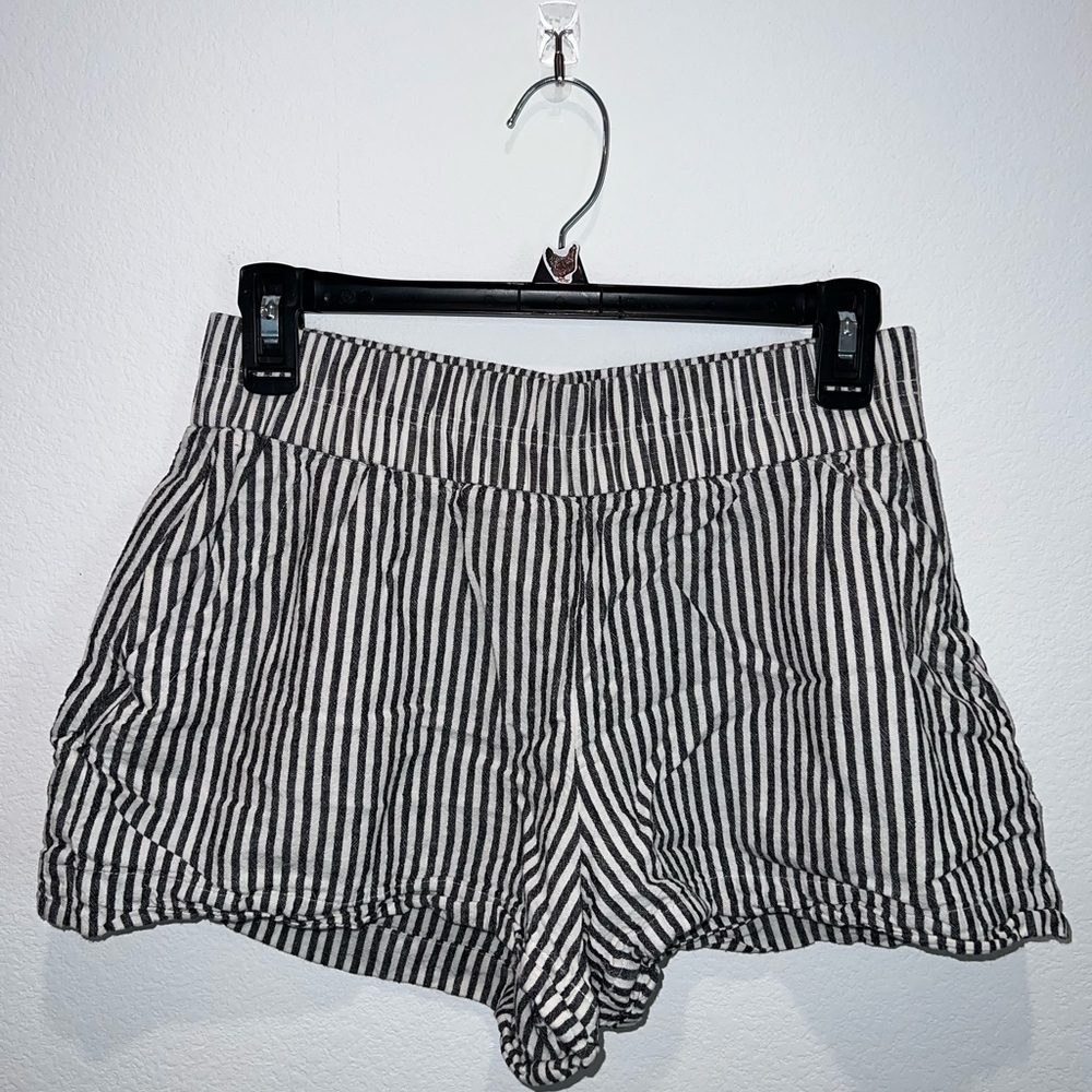 a new day Black and White Striped High Waist Shorts